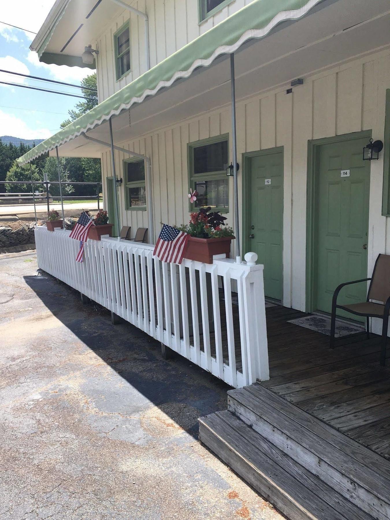 River Point Lodge Maggie Valley Eksteriør bilde